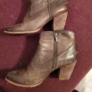 FRYE Reina Booties